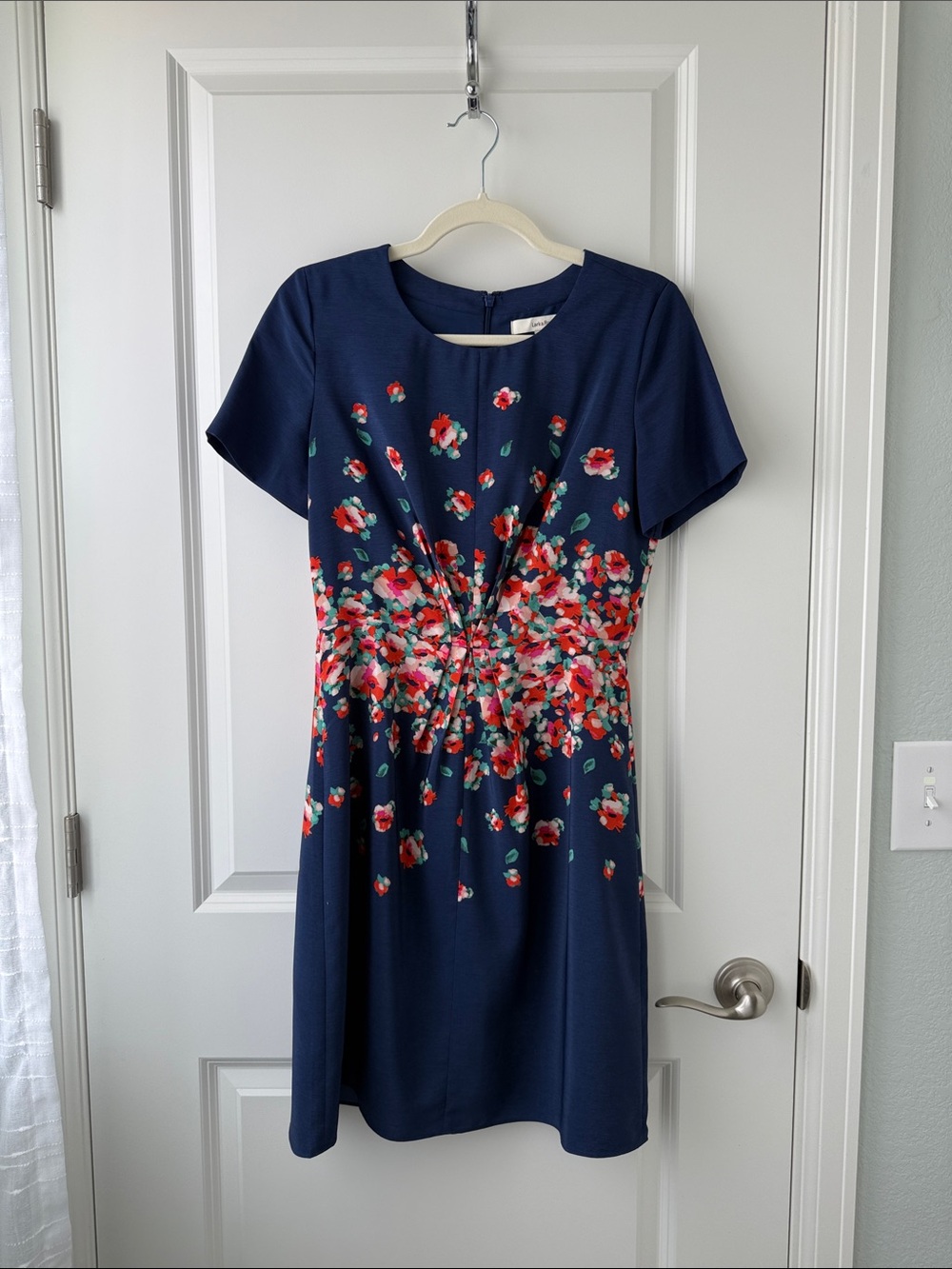 Lark & Ro Navy Floral Twist-Front Short Sleeve Mini Dress